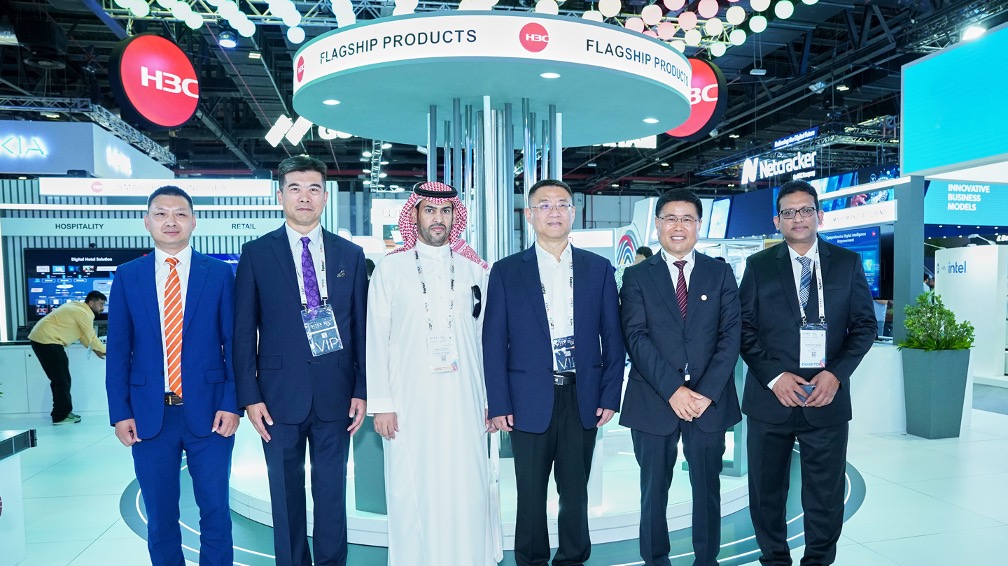 尊龙凯时集团携旗下产业公司首次亮相GITEX Global 2023  共议中东数字经济长远发展 